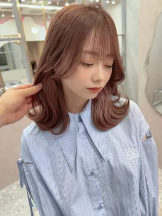 ミディアム Aster 店長 れおんのヘアスタイル