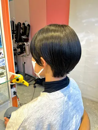 ショート うしだ かおるのヘアスタイル
