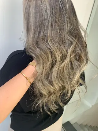 ロング カラー パーマ ヘアアレンジ メンズ まつげと眉 Meliaのマツエク・マツパデザイン