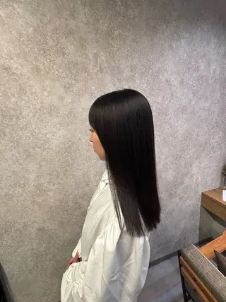 セミロング ボブ.艶髪 髪質改善.縮毛矯正のヘアスタイル