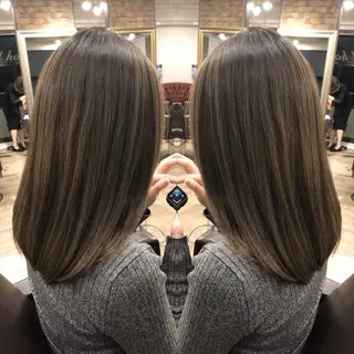 ミディアム カラー 美髪・艶髪特化美容師 RYOJIのヘアスタイル