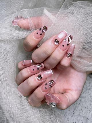 ネイル Queens テイのネイルデザイン