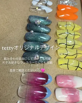 ショート カラー ネイル tetty nailsalonのネイルデザイン