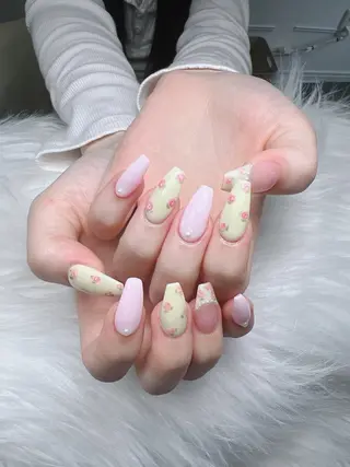 ネイル Sora  Nail 長さ出し専門店のネイルデザイン