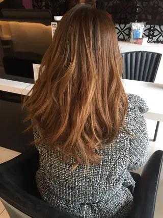 セミロング ロング カラー メンズ特化美容師 カラー専門ぺーターのヘアスタイル