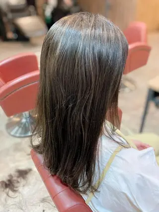 ロング カラー ERIKO Tのヘアスタイル