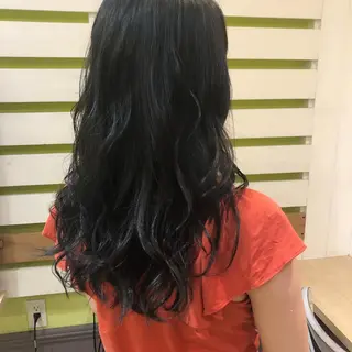 ロング カラー パーマ ヘアアレンジ メンズ キッズ ネイル マツエク・マツパ インナーカラー/ KANAのヘアスタイル