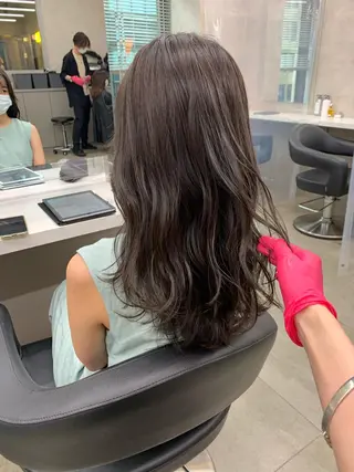 セミロング 【丁寧なカウンセリ ング】MIHOのヘアスタイル
