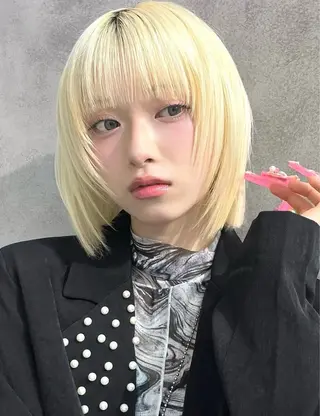 ショート カラー ウルフ🦋顔まわり ❤︎ ͛めいのヘアスタイル