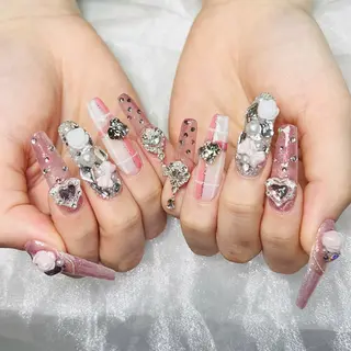 ネイル R Nailのネイルデザイン