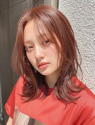 カラー 🌿透明感カラー レイヤーカットのヘアスタイル
