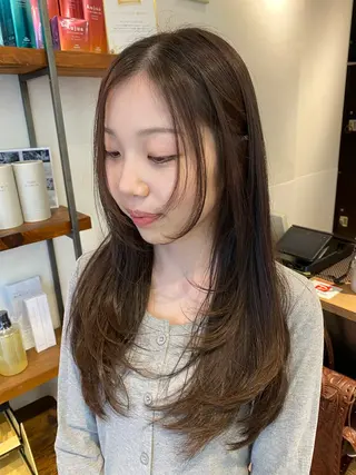 ロング カラー ナチュラルヘア🫧 ナナミのヘアスタイル