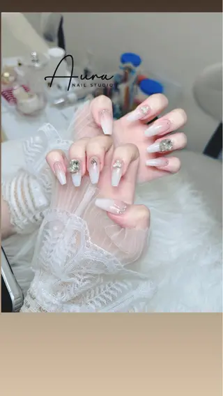 ネイル Aura Nail HanNaのネイルデザイン