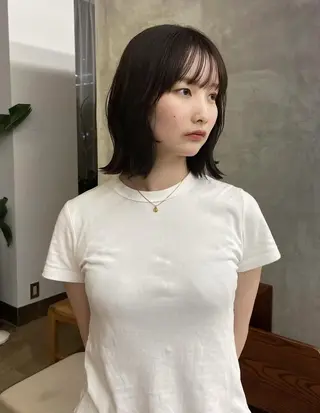 ミディアム CEINE+ officialのヘアスタイル