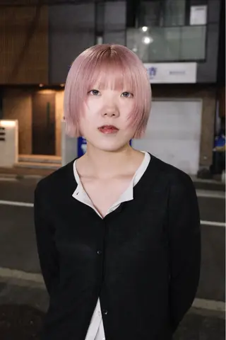 ショート カラー ブロンド/ピンク/ ミルクティー/アトムのヘアスタイル