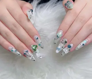 ネイル Lenie Nail Salonのネイルデザイン