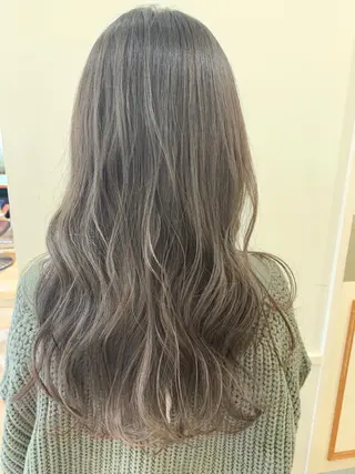 ロング カラー ぱつっとボブ/ 小野あかねのヘアスタイル