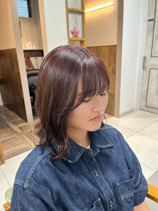 ミディアム カラー 谷 ひな乃のヘアスタイル