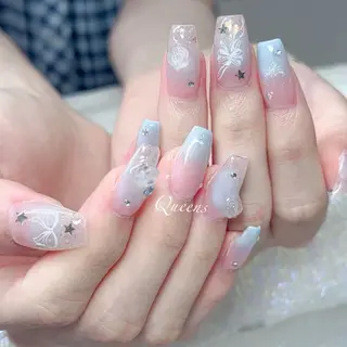 ネイル Queens テイのネイルデザイン