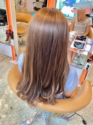 ロング カラー うしだ かおるのヘアスタイル