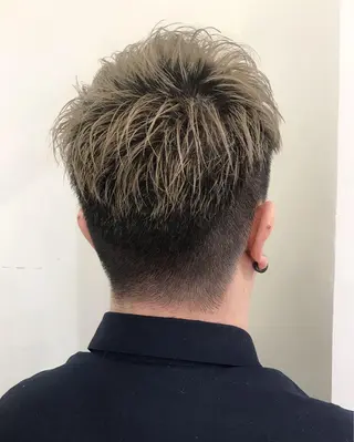 ショート カラー メンズ縮毛矯正 細谷碧海のヘアスタイル