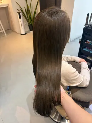 ロング ✨色持ちの良い艶 カラー✨蟹江真世のヘアスタイル