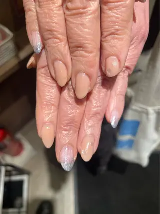 ネイル M ネイルサロンのネイルデザイン