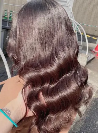 ミディアム ワンズリー中明度 店舗公式のヘアスタイル