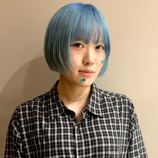 ショート 艶ブリーチカラー✨ ボブレイヤーSakiのヘアスタイル
