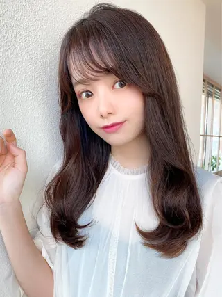 セミロング カラー ☺︎ Naomiのヘアスタイル