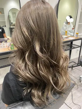 セミロング トップスタイリスト/ アユミのヘアスタイル