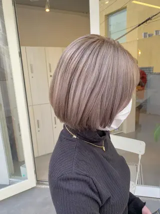 ショート カラー ハイトーン×似合わせ 🌱中川慎之介のヘアスタイル