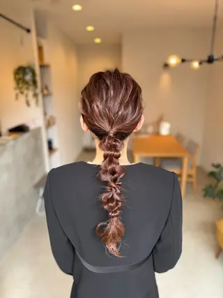 ヘアアレンジ サイトウ ヒトミ 【メイヘア】のヘアスタイル
