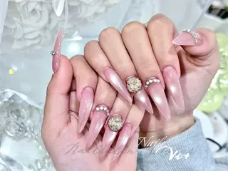 ネイル ✨Nailsalon Vi+✨のネイルデザイン
