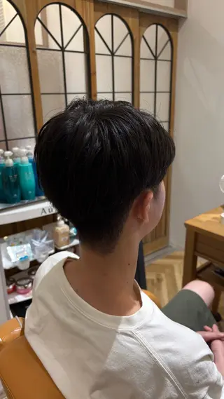 ショート 似合わせ 顔周りYUUGAのヘアスタイル