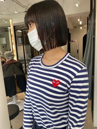 ショート カラー センターパート/ レイヤー/ayuのヘアスタイル