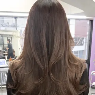 ロング カラー ヘアアレンジ 内大久保 列夏のヘアスタイル