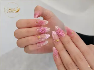 ネイル Melia Nailsのネイルデザイン