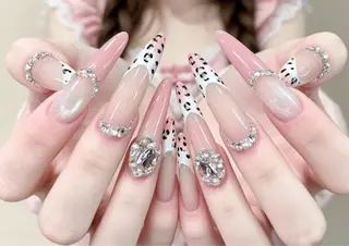 ネイル D-BEAUTY Nailsalonのネイルデザイン