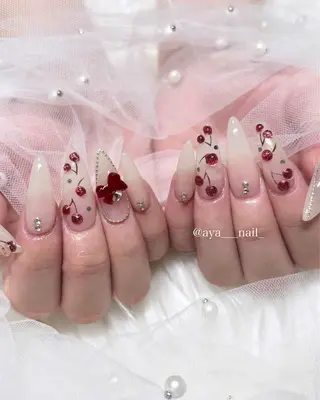 ネイル Roi ayanaのネイルデザイン
