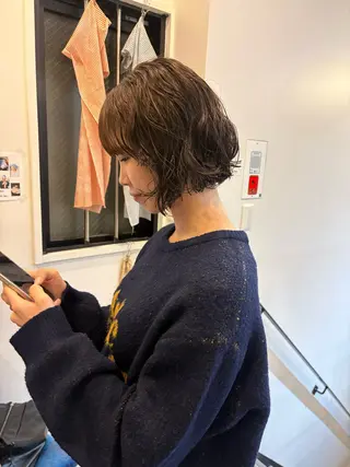 ショート miyabi🌙 /ボブ/艶カラーのヘアスタイル