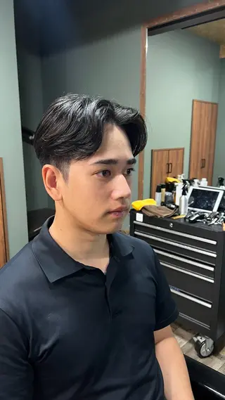 ミディアム センター分けマッシュ 募集中‼️荻沼快のヘアスタイル