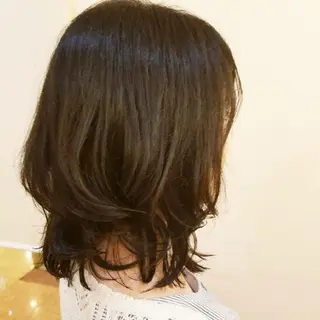 ミディアム 美谷添(ミヤゾエ) まどか大人ヘアサロンのヘアスタイル