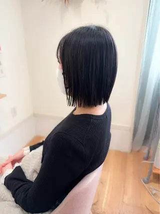 ミディアム 山田 有希のヘアスタイル
