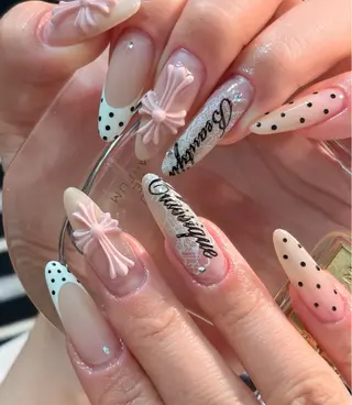 ネイル Anna Melia Nailのネイルデザイン