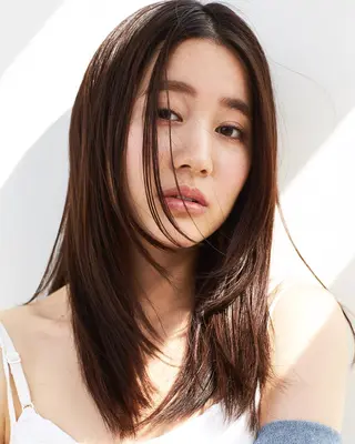 セミロング 木川 愛子のヘアスタイル