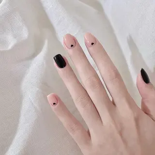 ネイル H3 Nail シロのネイルデザイン
