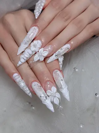 ネイル Lumi Shinokuboのネイルデザイン