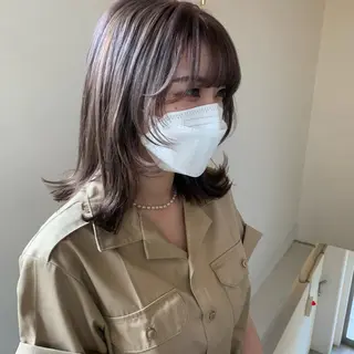 ミディアム カラー 本間 結衣のヘアスタイル
