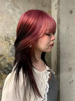 セミロング カラー 中川 舞依のヘアスタイル